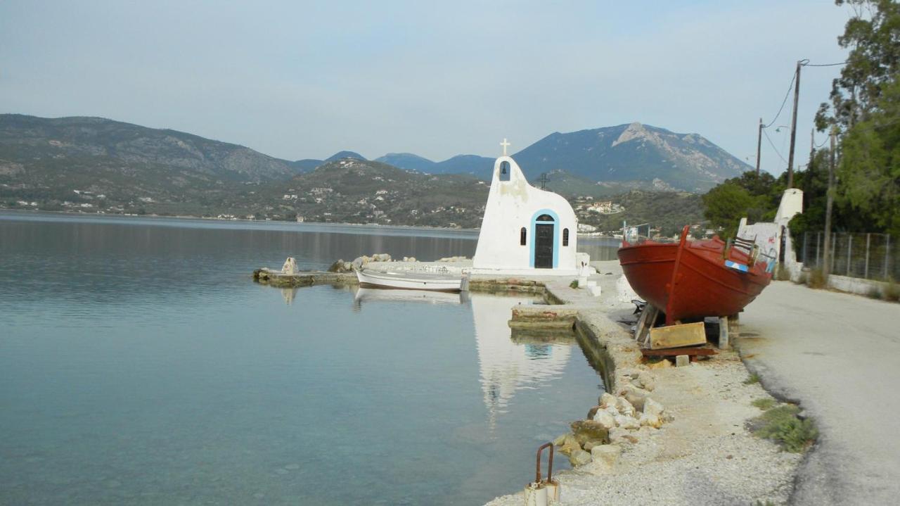 Cosy Guesthouse-Souterrain With Garden In City Center Corinth ภายนอก รูปภาพ