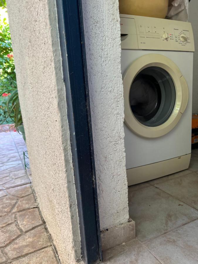 Cosy Guesthouse-Souterrain With Garden In City Center Corinth ภายนอก รูปภาพ